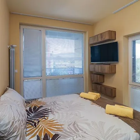 Apartamento Cherkovna Garage !!!