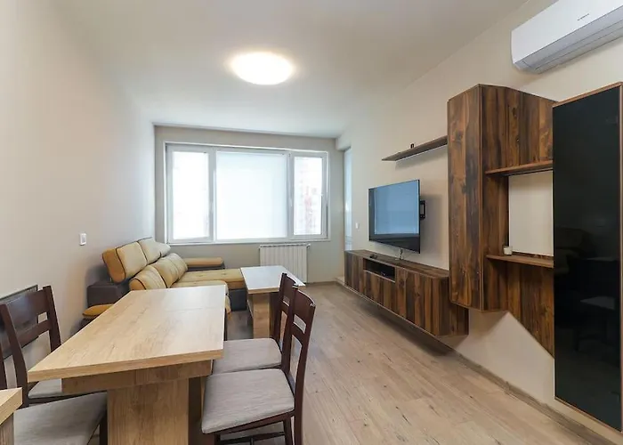 Cherkovna Garage !!! Apartament *