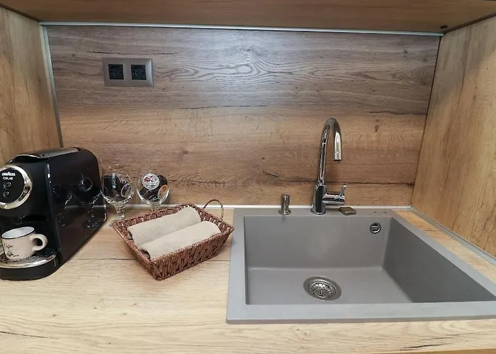 Cherkovna Garage !!! Apartament *