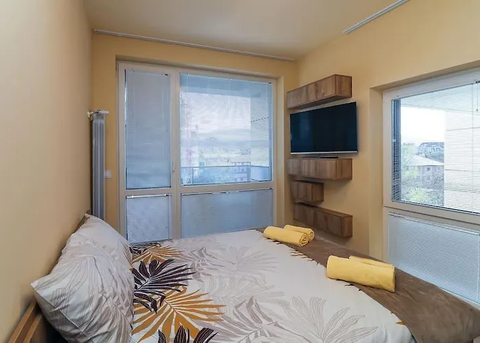 Apartament Cherkovna Garage !!!